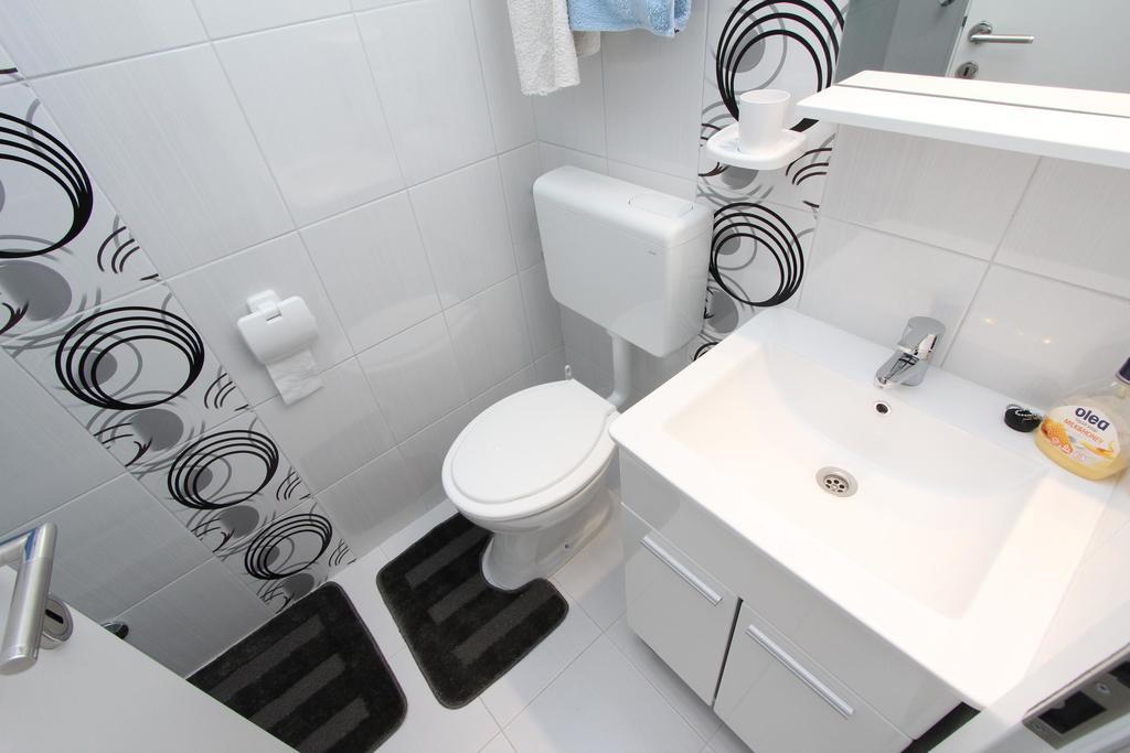 Apartments Santin Rovinj Pokoj fotografie